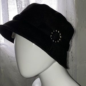 NWT D&Y Fashion Hat